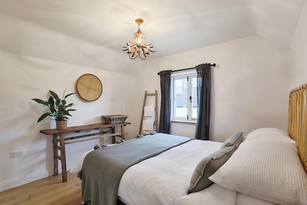 Luxury Cotswold Cottage With Hot Tub In Stow On The Wold! מראה חיצוני תמונה