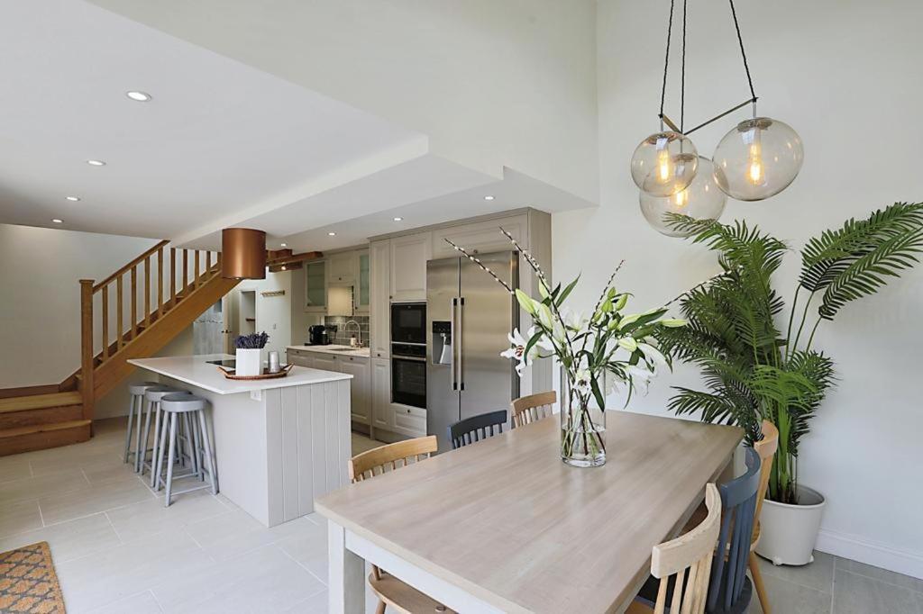 Luxury Cotswold Cottage With Hot Tub In Stow On The Wold! מראה חיצוני תמונה